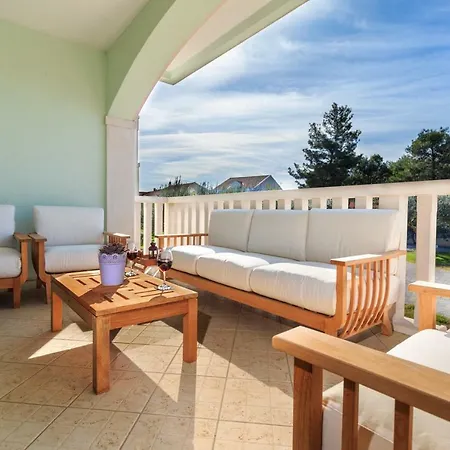 Dream Villa Srima